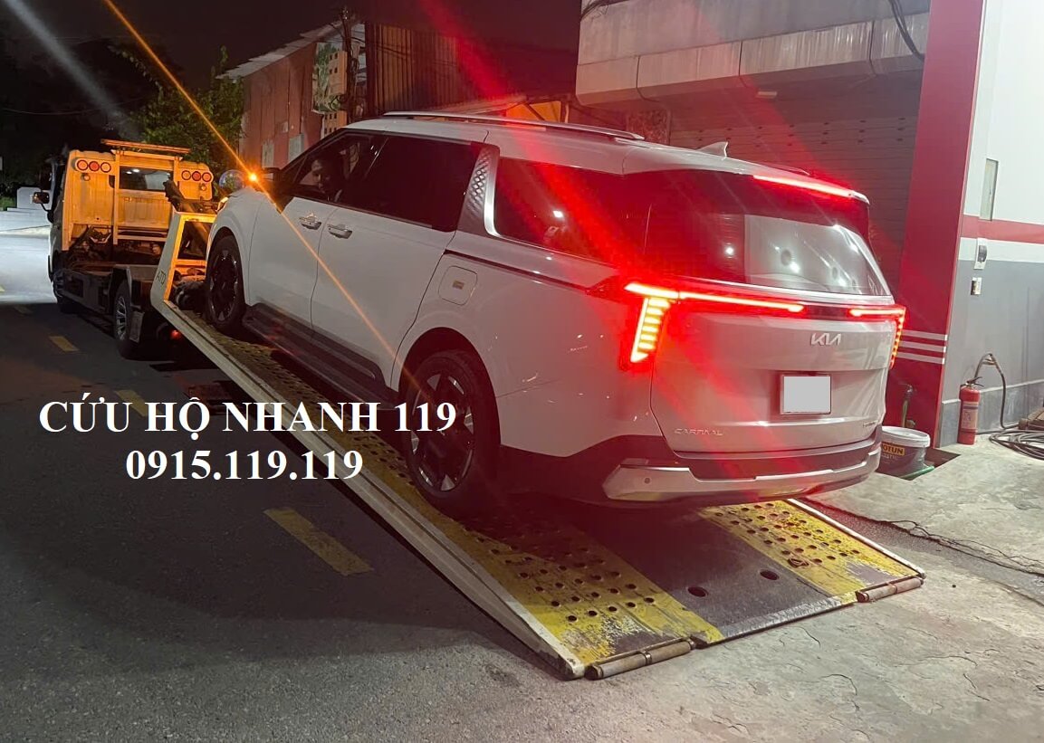 xe cứu hộ ô tô 7 chỗ
