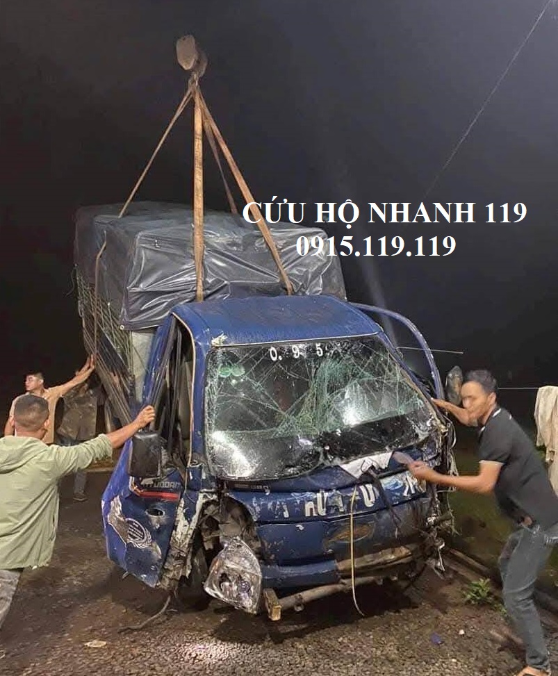 cứu hộ xe tai nạn giao thông