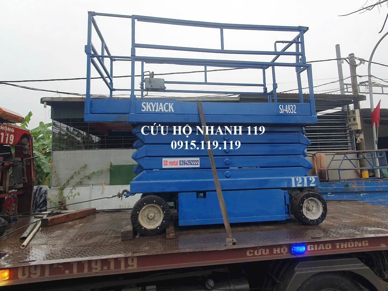 cứu hộ xe vận chuyển xe nâng