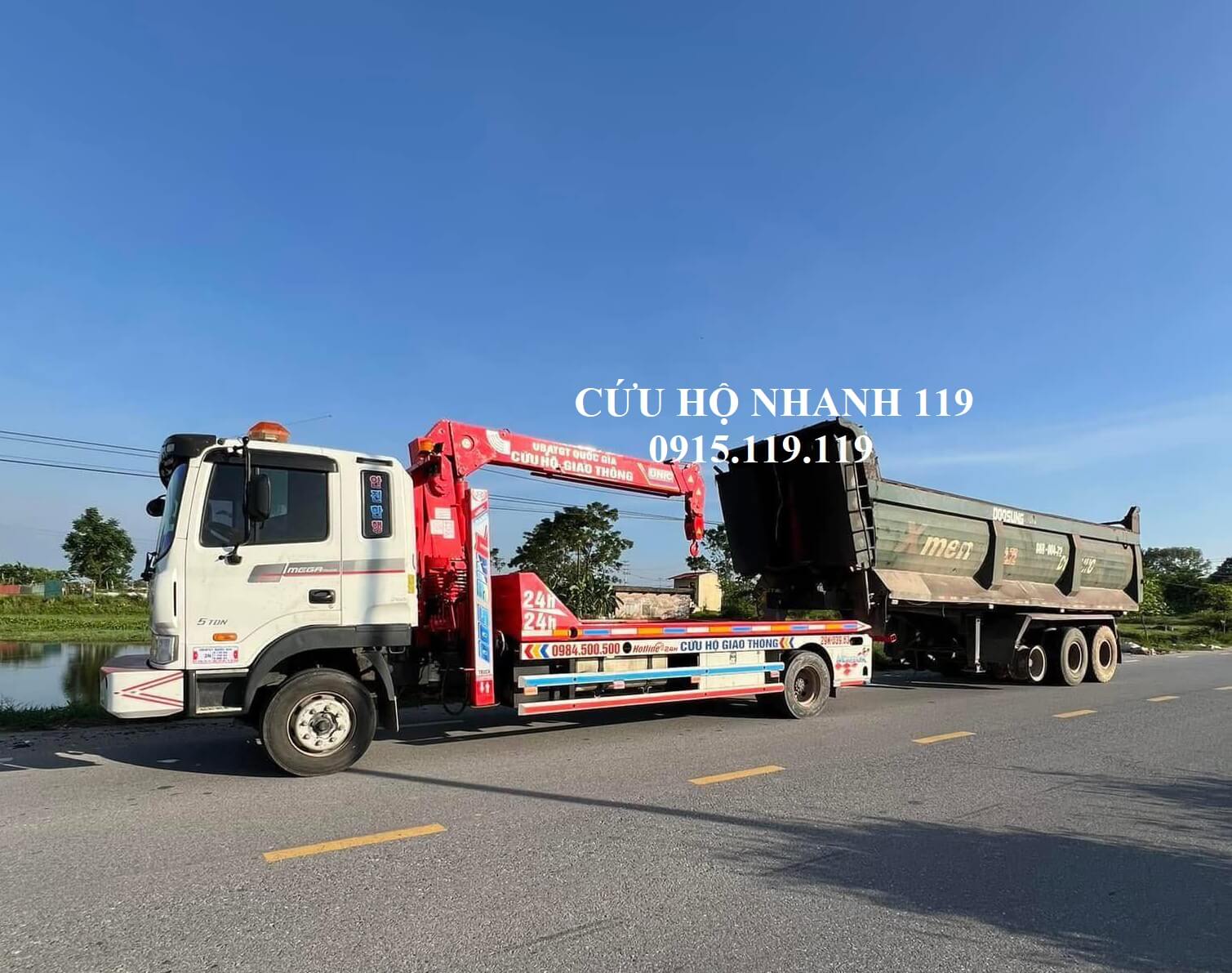 xe cẩu cứu hộ xe công trình