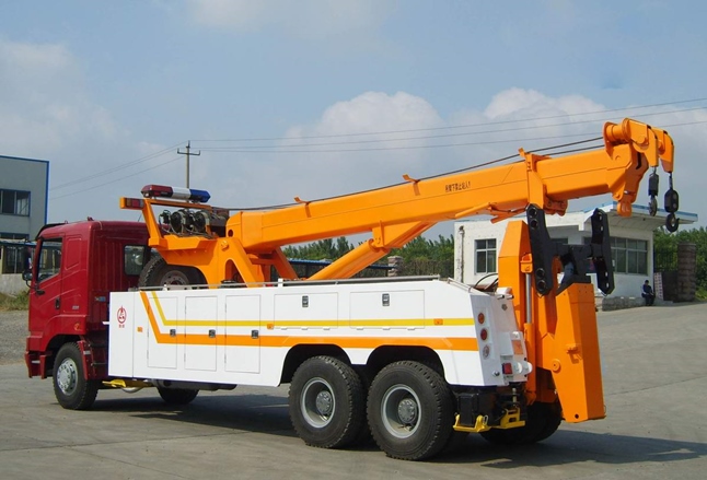 Cứu hộ cao tốc Nội Bài Lào Cai